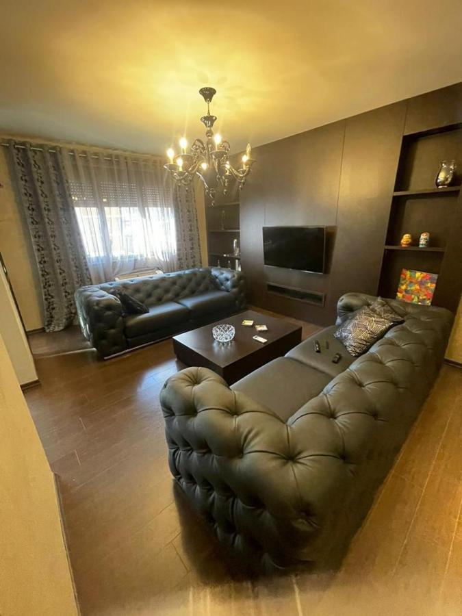 Luxury Apartment City Centre Tirana Kültér fotó