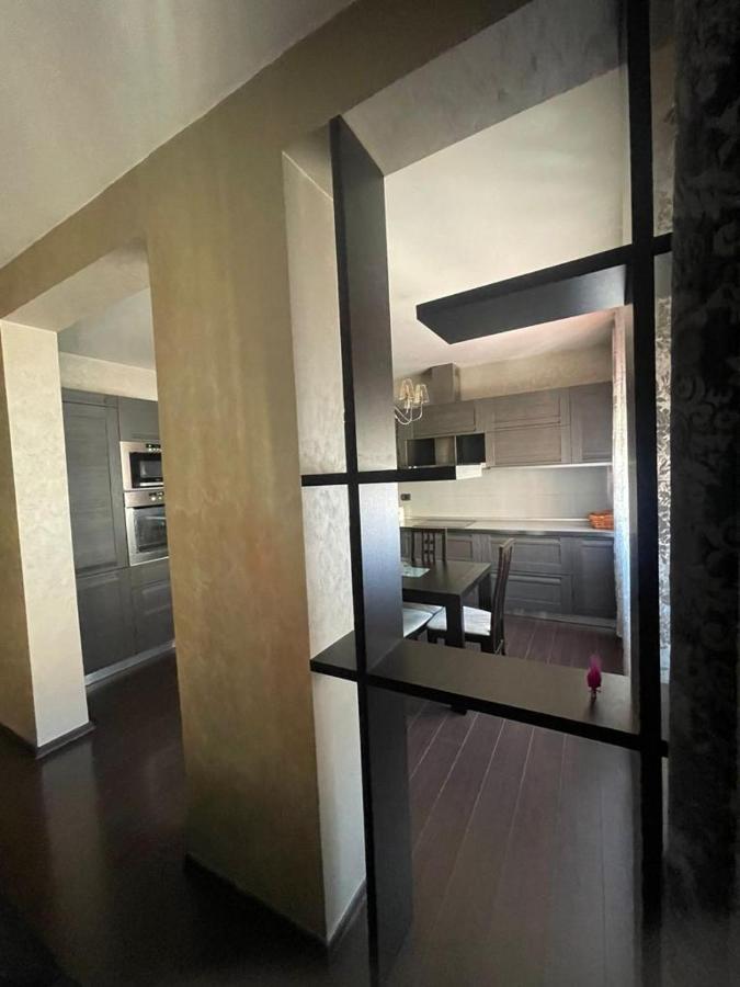Luxury Apartment City Centre Tirana Kültér fotó