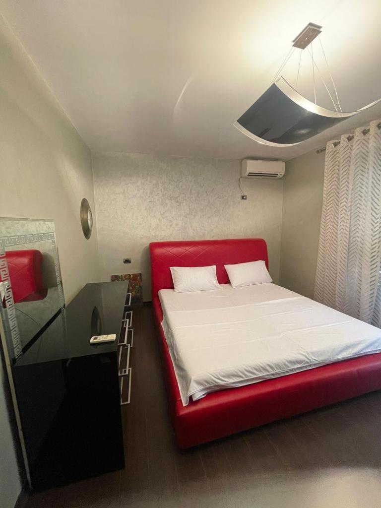 Luxury Apartment City Centre Tirana Kültér fotó