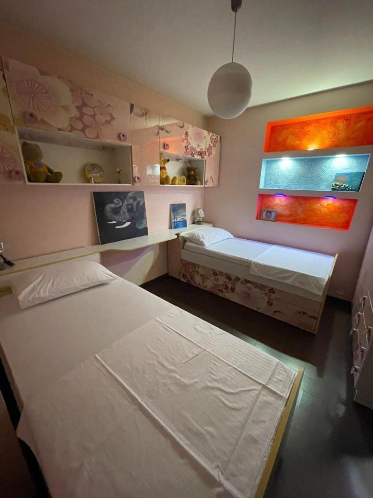Luxury Apartment City Centre Tirana Kültér fotó